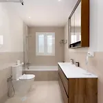 Luxury Townhouse Walking To The Estepona