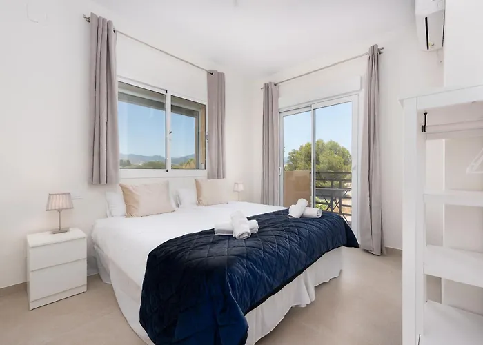 Holiday home Luxury Townhouse Walking To The Estepona