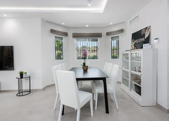 Luxury Townhouse Walking To The Будинок відпочинку *