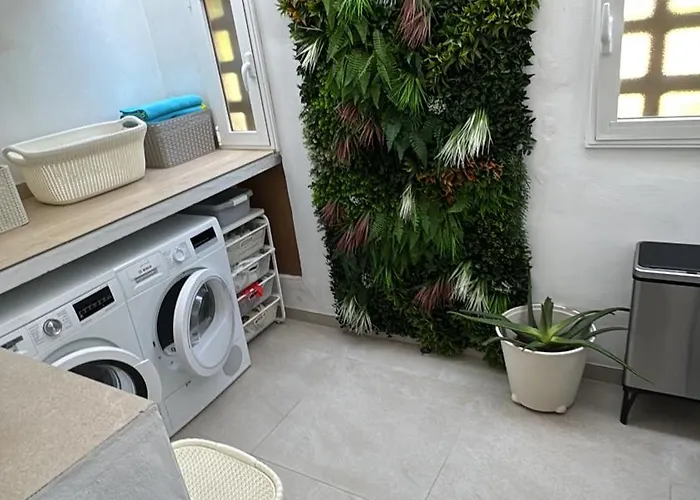 Holiday home Luxury Townhouse Walking To The